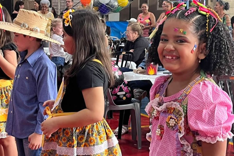 EMEB Conrado Caldeira realizou a “Festa Junina”